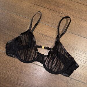 BOOTAYBAG BLACK SHEER MESH STRIPED UNLINED BRALETTE